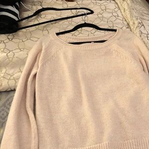 Soft pink Victoria’s Secret sweater! (2 FOR 20!)